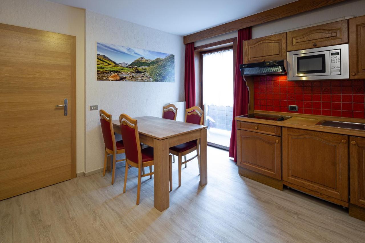 Appartamento Casa Marcos Livigno Esterno foto